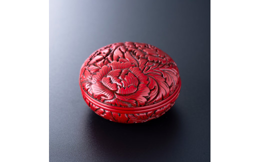 B4063 村上木彫堆朱 ぐい呑み（牡丹唐草） - 新潟県村上市｜ふるさと