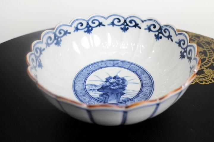 鳥鶴デザインの印籠大皿山徳窯 鳥鶴デザインの印籠大皿山徳窯