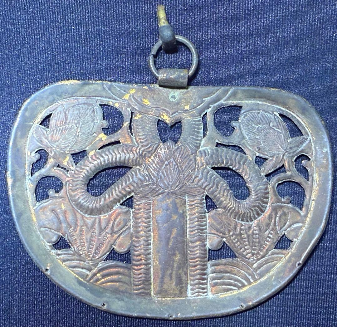 寺院解体品 真鍮製 透かし彫り 華鬘（けまん） 密教法具 仏具 古銅 仏教美術 寺院解体品 真鍮製 透かし彫り 華鬘（けまん） 密教法具 仏具 古銅 仏教