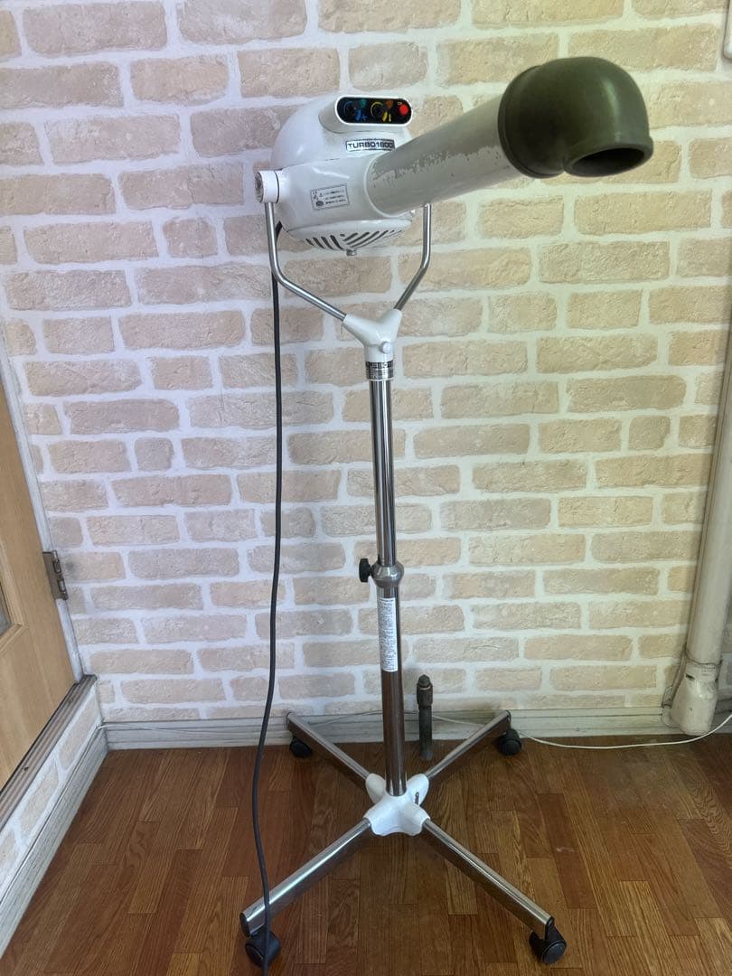 ハチコウ ドライヤー 1800 楽天市場】ペットドライヤー ハチコウ ターボ1800 スタンドドライヤー