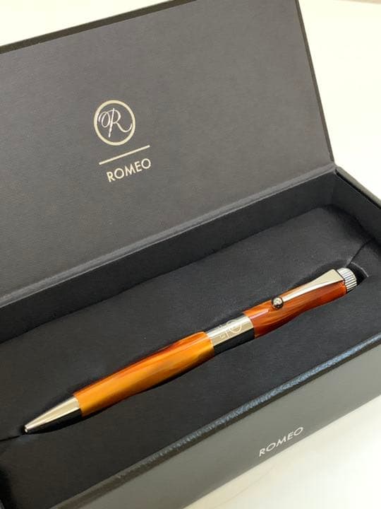 伊東屋ロメオno3 イタリアンアンバー細軸美品箱無し